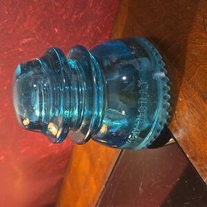 HEMI BLUE/GREEN TWO TONE CD 154 HEMINGRAY-42 MADE IN U.S.A. GLASS INSULATOR 